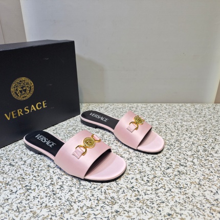 New Arrivals Versace Slippers For Women in 193217