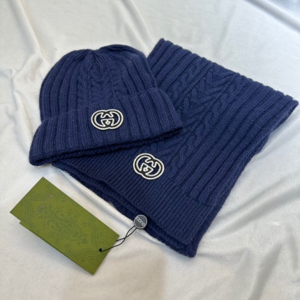 New Arrivals Gucci Winter Scarf and Beanies a Set in 193309