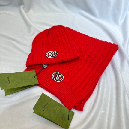 New Arrivals Gucci Winter Scarf and Beanies a Set in 193311