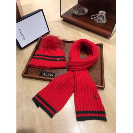 New Arrivals Gucci Winter Scarf and Beanies a Set in 193315