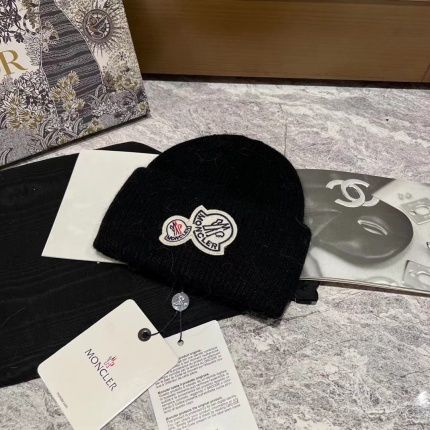 New Arrivals Moncler Beanies Hats in 193420