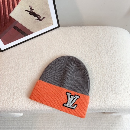 New Arrivals Louis Vuitton Beanies in 193488