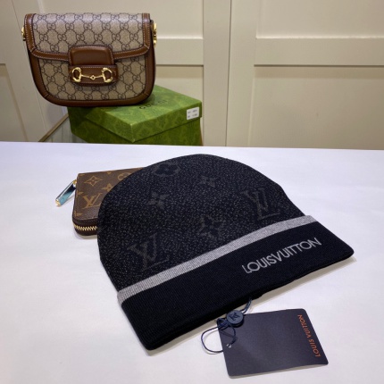 New Arrivals Louis Vuitton Beanies in 193502