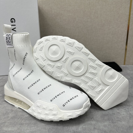 New Arrivals High quality  Givenchy Boots For Men in 193753