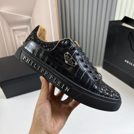 PP Sneakers For Men in 193765