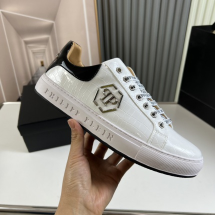 PP Sneakers For Men in 193766