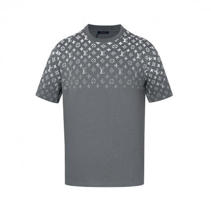 New Arrivals High quality Louis Vuitton T-Shirts Size XS-L in 193892