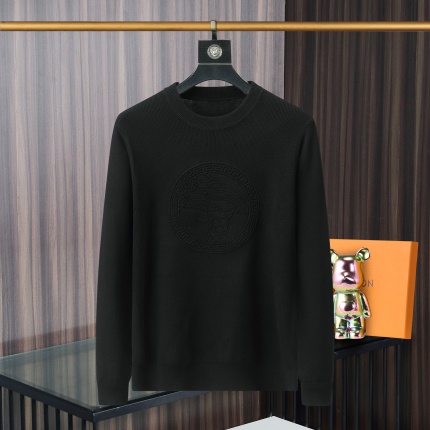 New Arrivals Versace Sweaters For Men in 193979