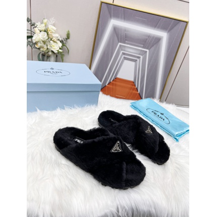 New Prada  Slippers For Women 35-42 in 194084