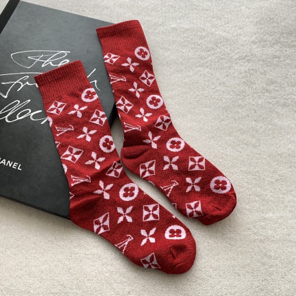 New Year Louis Vuitton Socks in red Color in 194249