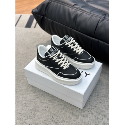 New Arrivals Givenchy Sneakers For Men in 194264