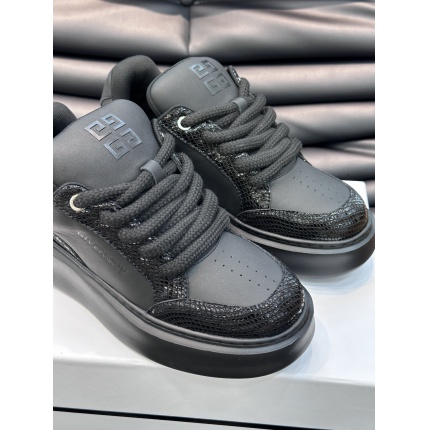 New Arrivals Givenchy Sneakers For Men in 194266