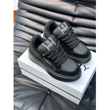 New Arrivals Givenchy Sneakers For Men in 194267