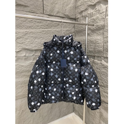New Arrivals Louis Vuitton Down Coats For Men in 194306