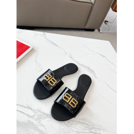 New Arrivals Balenciaga Sandals For Women in 194326