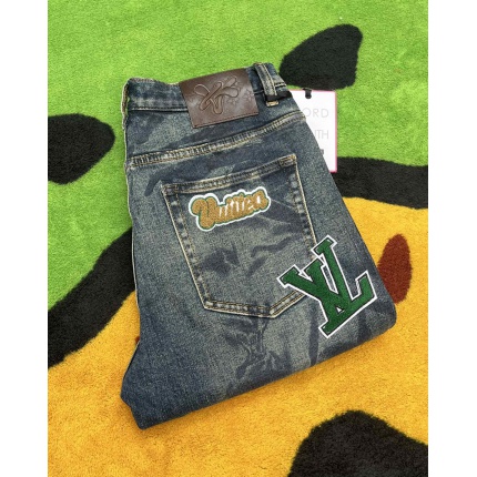 New Arrivals Louis Vuitton Jeans For Men in 194347