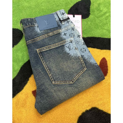 New Arrivals Louis Vuitton Jeans For Men in 194348