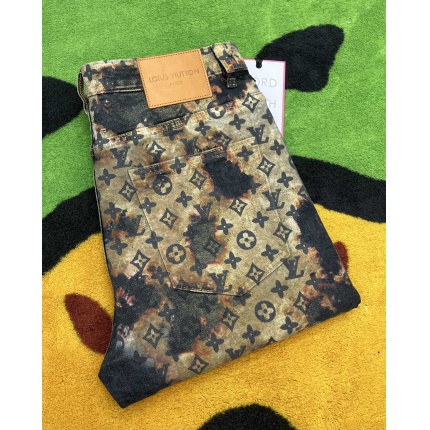 New Arrivals Louis Vuitton Jeans For Men in 194354