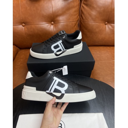 New Arrivals Balmain Sneakers For Men in 194441