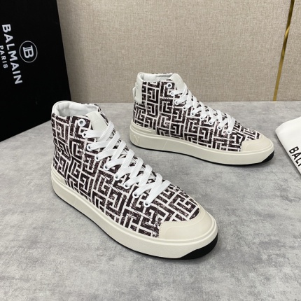 New Arrivals Balmain Sneakers For Men in 194444