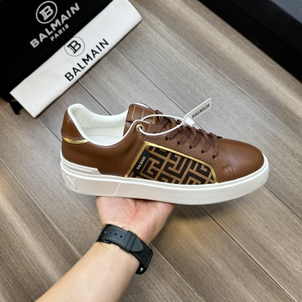 New Arrivals Balmain Sneakers For Men in 194446
