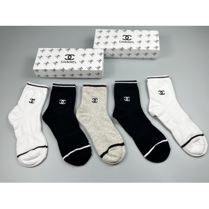 New Arrivals Chanel Socks A pack 5 Pairs in 194464