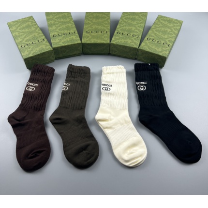 New Arrivals Gucci Socks A pack in 194476