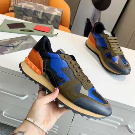New Arrivals Valentino Sneakers For Men in 194643