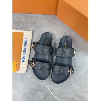 New Arrivals Louis Vuitton Slippers For Men in 194681
