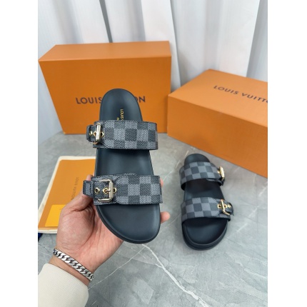 New Arrivals Louis Vuitton Slippers For Men in 194686