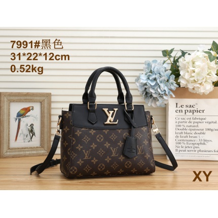 Louis Vuitton Bags in 194748