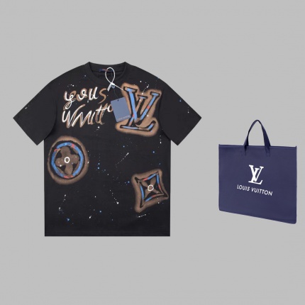 New Arrivals Louis Vuitton T-Shirts For Men in 194877