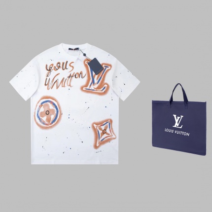 New Arrivals Louis Vuitton T-Shirts For Men in 194878