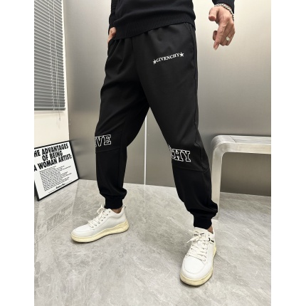 New Arrivals Givenchy Pants For Men in 195205