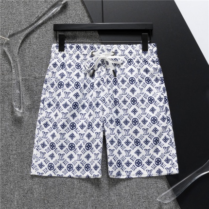 New Arrivals Louis Vuitton Shorts For Men in 195398