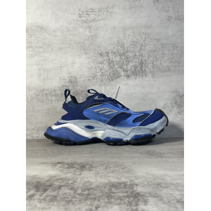 New Arrivals Balenciaga Cargo Sneakers Size 35-46 in 195435