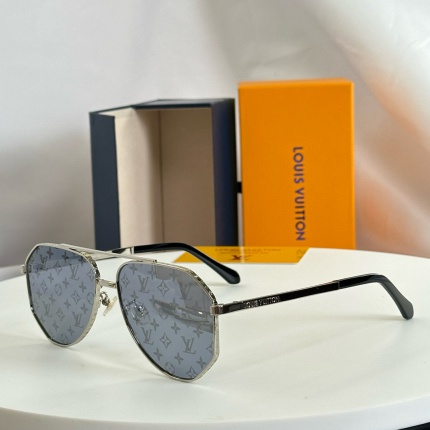 Louis Vuitton AAA Quality Sunglasses in 195633