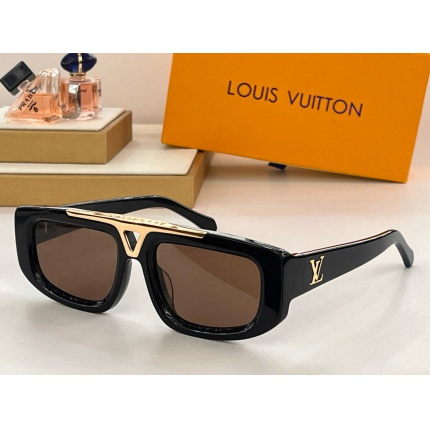 Louis Vuitton AAA Quality Sunglasses in 195647