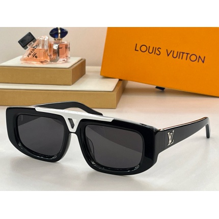 Louis Vuitton AAA Quality Sunglasses in 195648