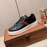 Gucci Sneakers For Men in 195703