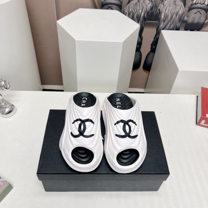New Arrivals Chanel Slippers For Women in 195950