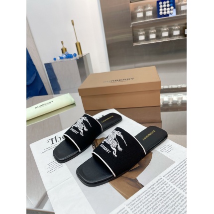 New Arrivals Burberry Slippers For Women in 195968