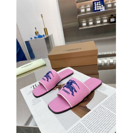 New Arrivals Burberry Slippers For Women in 195970
