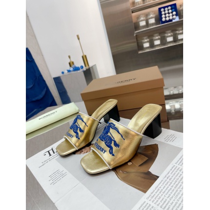 New Arrivals Burberry Slippers For Women in 195972