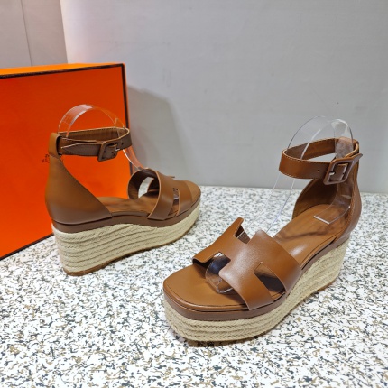 New Arrivals Hermes Sandals For Women in 195984