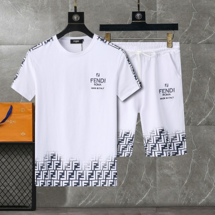 New Arrivals Fendi Short Tracksuit For Men in 196086