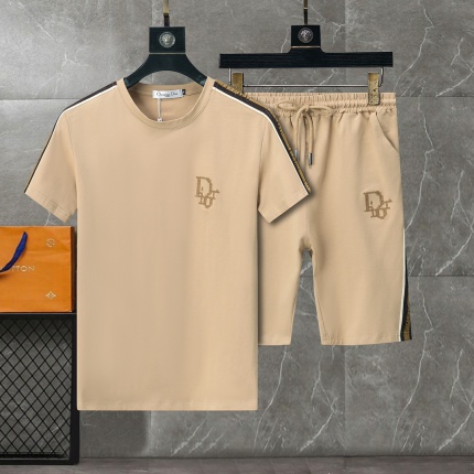 New Arrivals Dior Short Tracksuit For Men in 196093