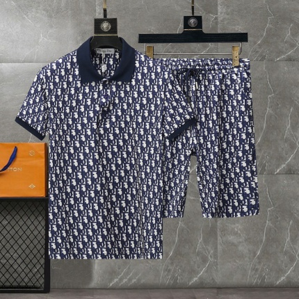 New Arrivals Dior Short Tracksuit For Men in 196096