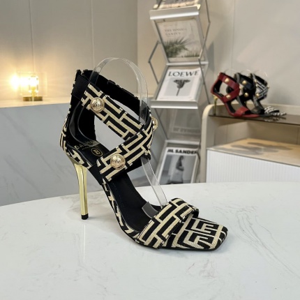 New Arrivals Balmain Heels For Women in 196120