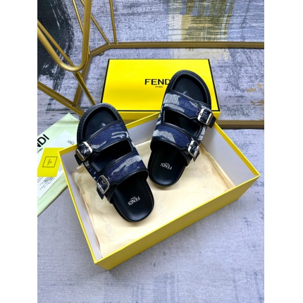 New Arrivals Fendi Slippers Size 35-45 in 196174